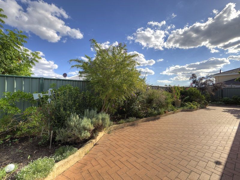 262 Adelaide Street, High Wycombe WA 6057