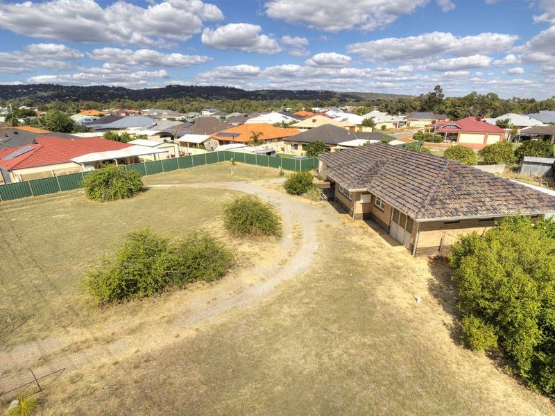 53 Maida Vale Road, Maida Vale WA 6057