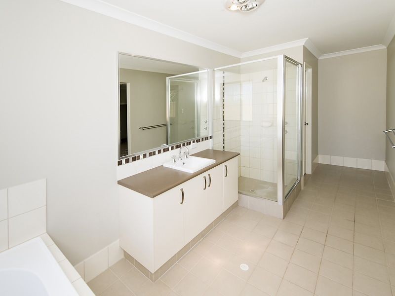 17A Hamilton Road, High Wycombe WA 6057