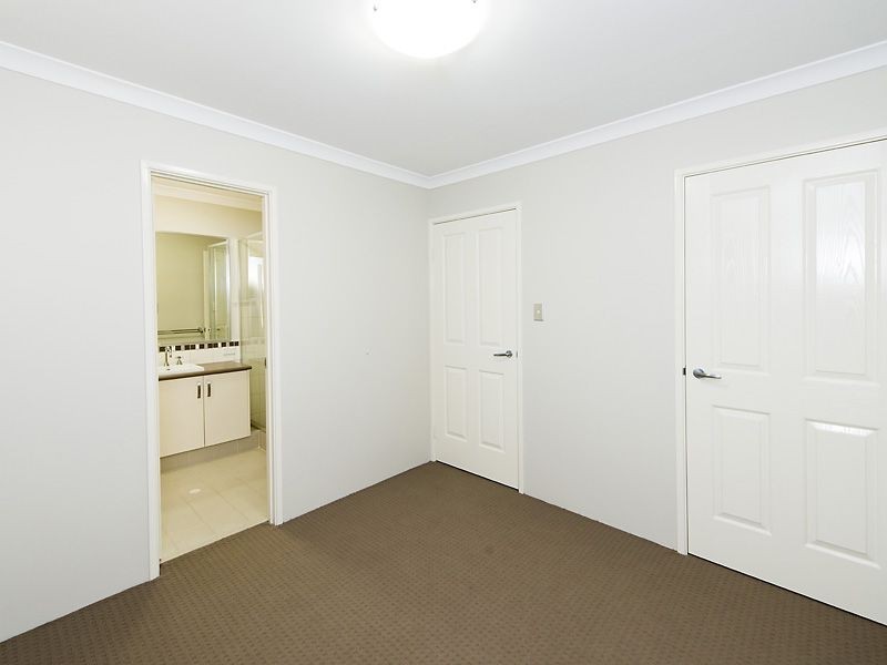 17A Hamilton Road, High Wycombe WA 6057