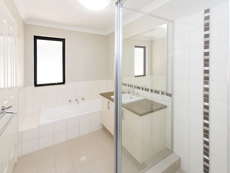 17A Hamilton Road, High Wycombe WA 6057