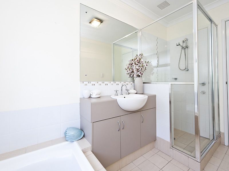 20 Belfry Way, Wattle Grove WA 6107