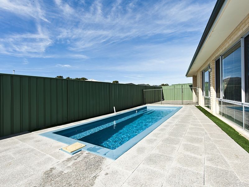 20 Belfry Way, Wattle Grove WA 6107