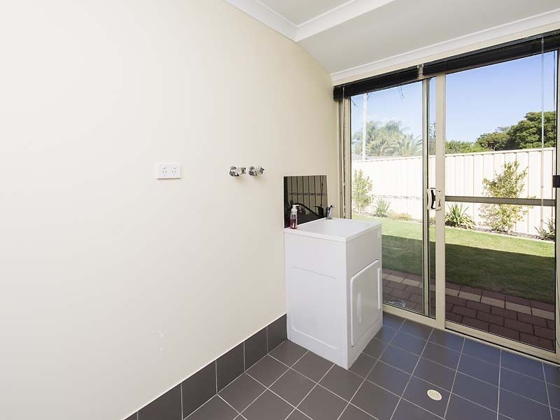 7 Range Court, High Wycombe WA 6057
