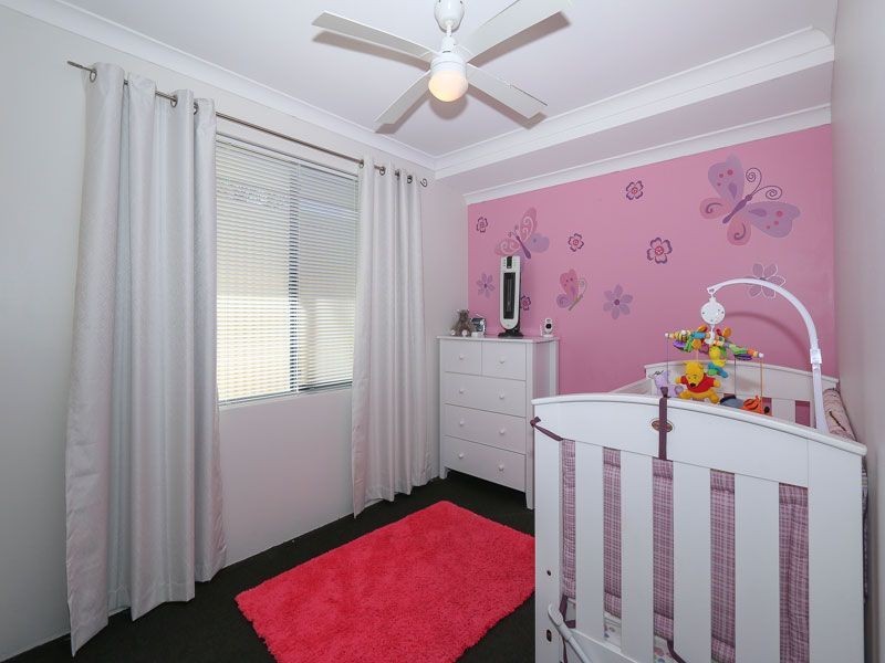 5 Banks Place, High Wycombe WA 6057