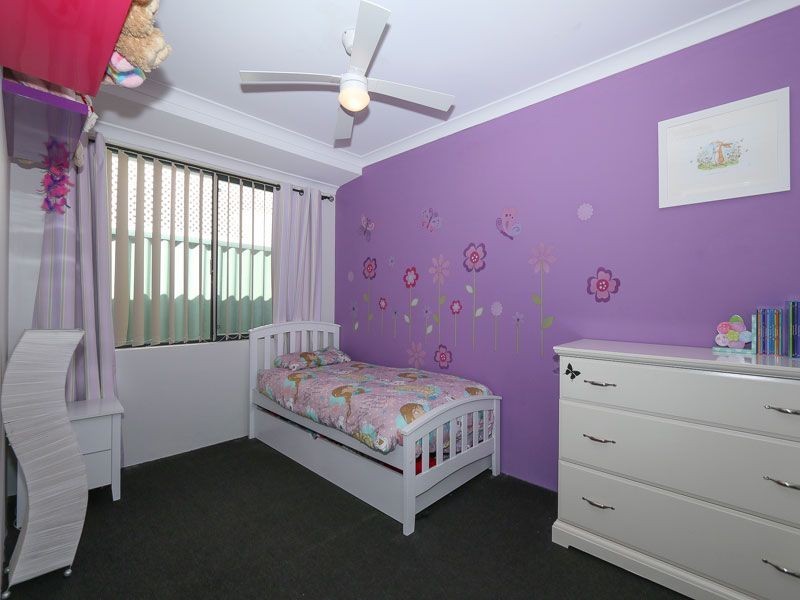 5 Banks Place, High Wycombe WA 6057