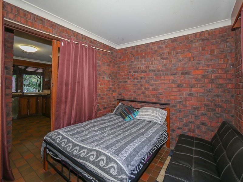 27 Canter Court, Orange Grove WA 6109