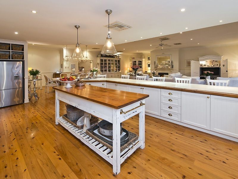 20 Hillview Street, Kalamunda WA 6076