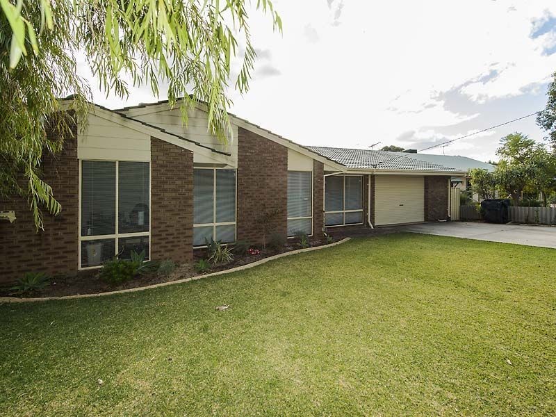 10 Priory Road, Maida Vale WA 6057