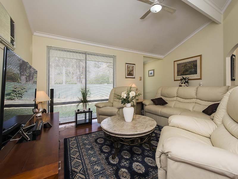 10 Priory Road, Maida Vale WA 6057