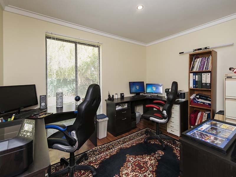 10 Priory Road, Maida Vale WA 6057