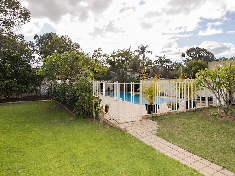 10 Priory Road, Maida Vale WA 6057