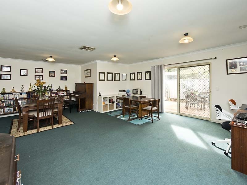 17 Babbler Court, Maida Vale WA 6057