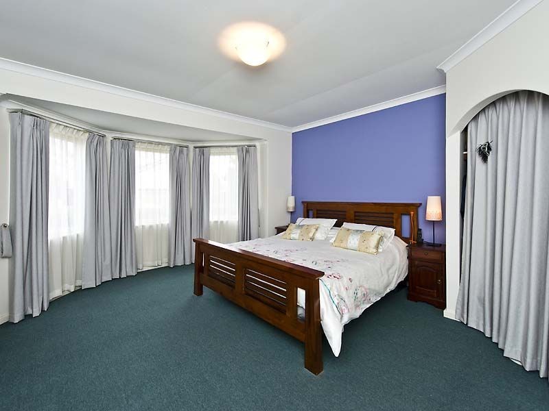 17 Babbler Court, Maida Vale WA 6057