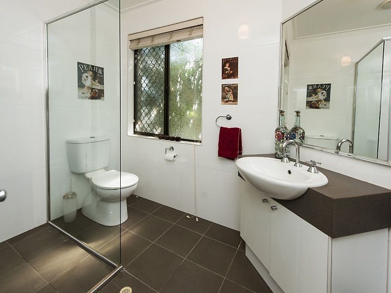 28 Albert Road, Lesmurdie WA 6076