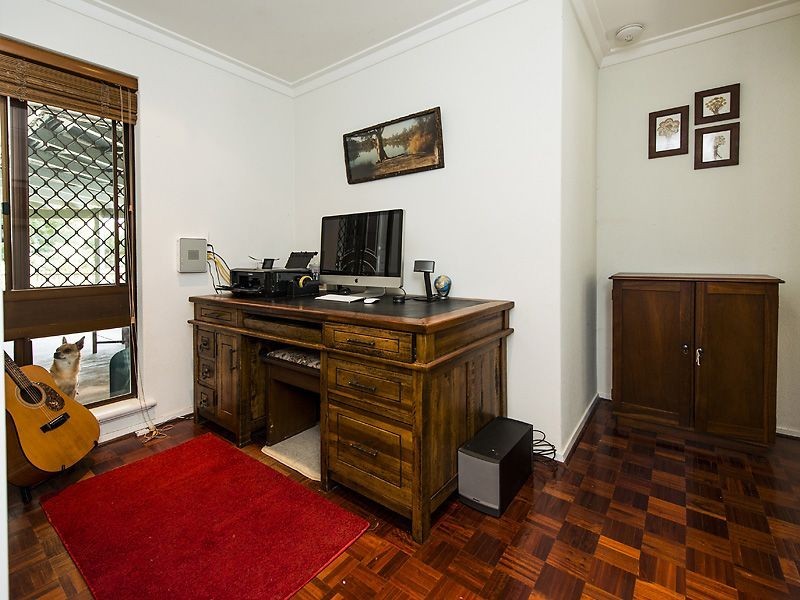 28 Albert Road, Lesmurdie WA 6076