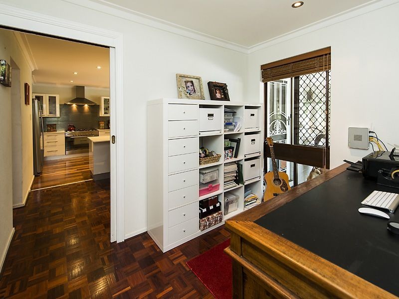 28 Albert Road, Lesmurdie WA 6076