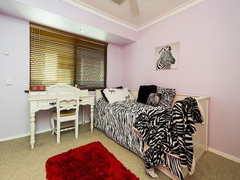 28 Albert Road, Lesmurdie WA 6076