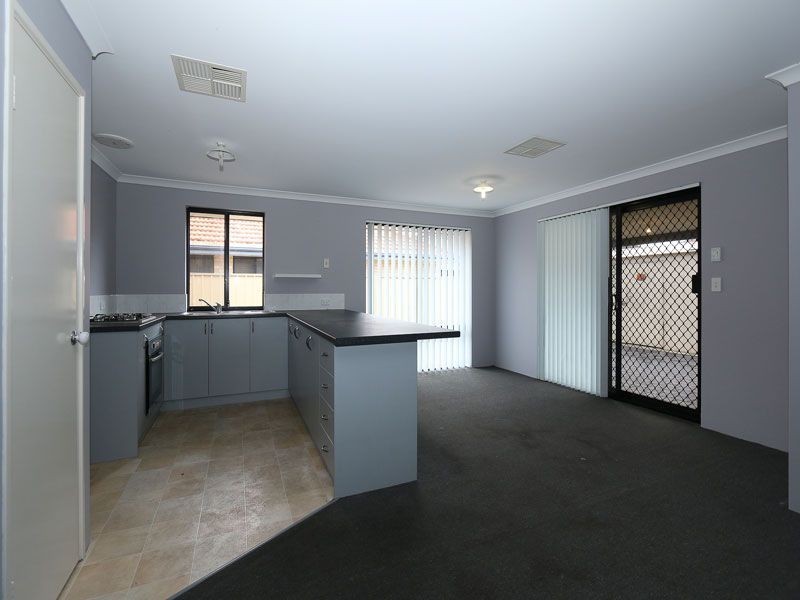 7 Jordan Place, Wattle Grove WA 6107