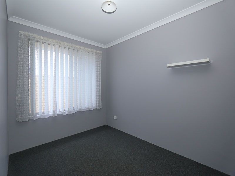 7 Jordan Place, Wattle Grove WA 6107