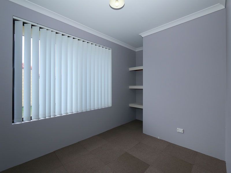 7 Jordan Place, Wattle Grove WA 6107