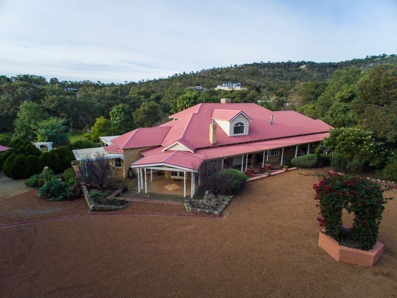 59 John Farrant Drive, Gooseberry Hill WA 6076