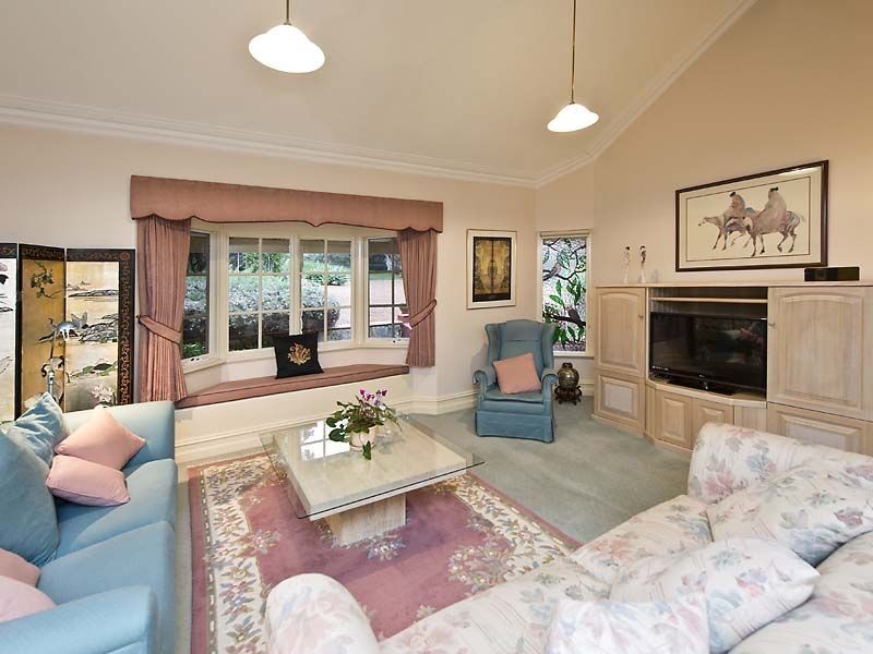 59 John Farrant Drive, Gooseberry Hill WA 6076