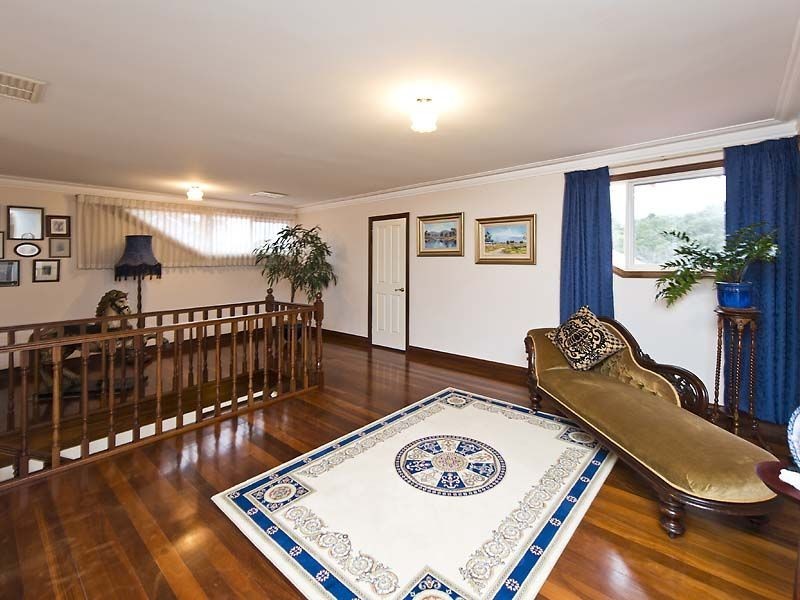 59 John Farrant Drive, Gooseberry Hill WA 6076