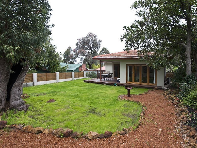 23 Winjana Road, Lesmurdie WA 6076