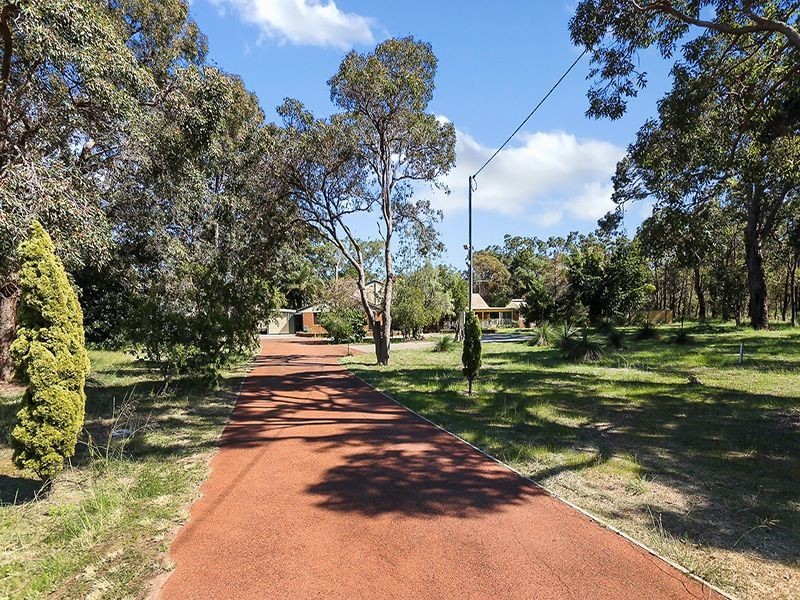 196 Brewer Road, Maida Vale WA 6057