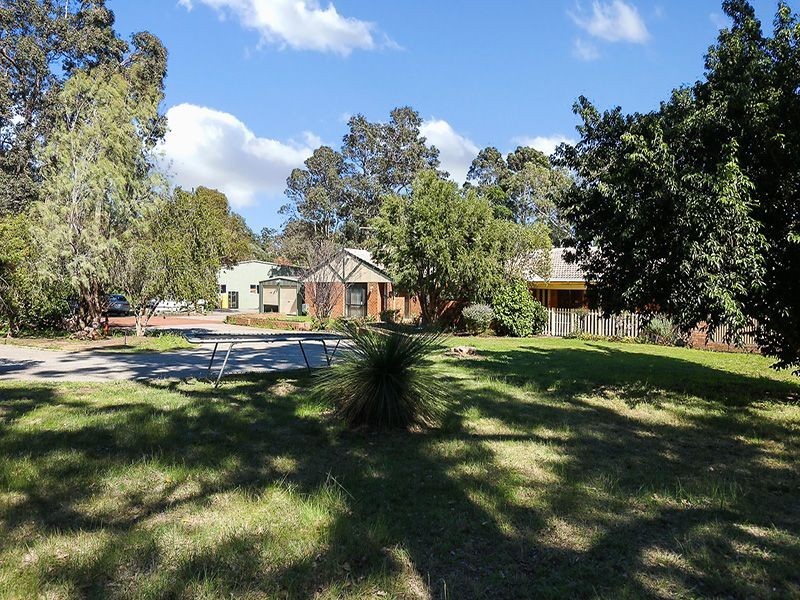 196 Brewer Road, Maida Vale WA 6057