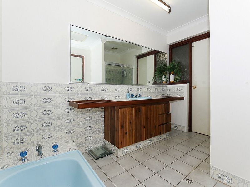 196 Brewer Road, Maida Vale WA 6057