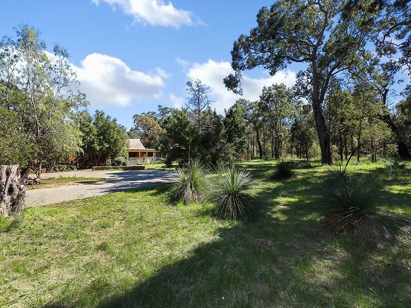 196 Brewer Road, Maida Vale WA 6057