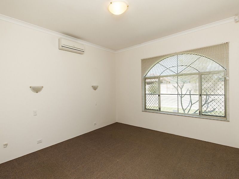 7 Buttercup Crescent, High Wycombe WA 6057