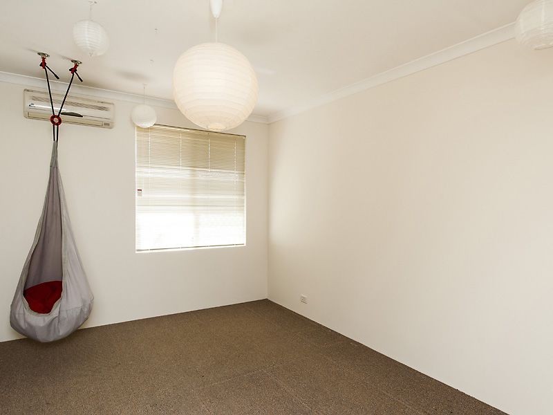 7 Buttercup Crescent, High Wycombe WA 6057