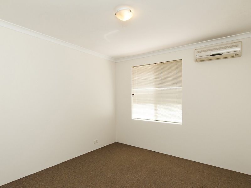 7 Buttercup Crescent, High Wycombe WA 6057