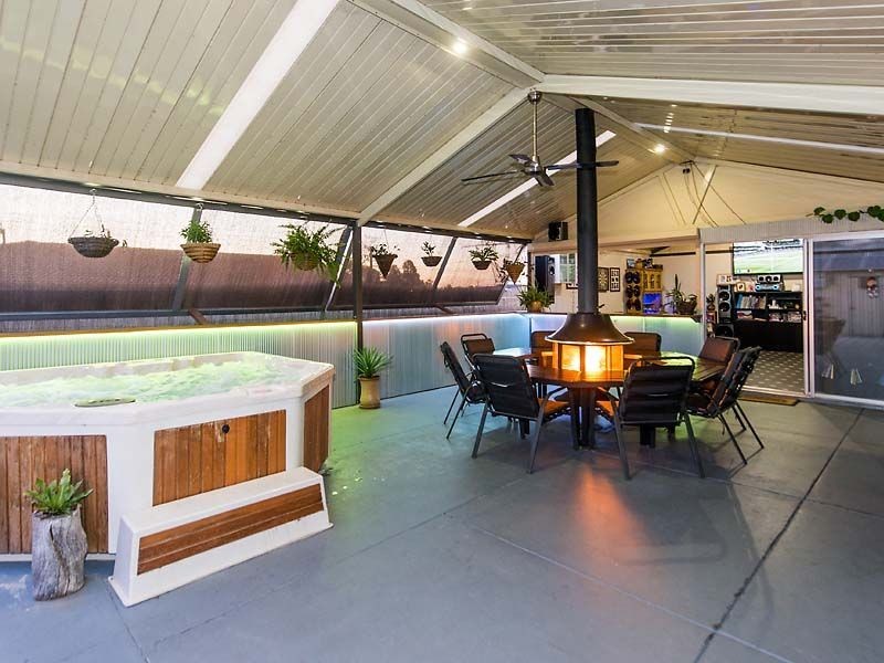 6 Aralia Way, Forrestfield WA 6058