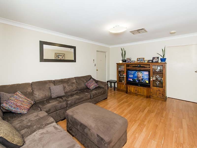 6 Aralia Way, Forrestfield WA 6058