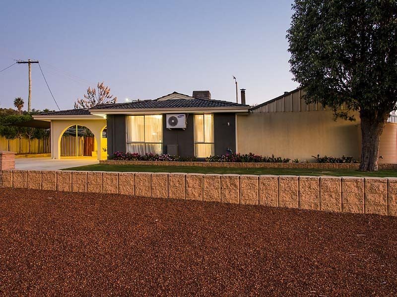 6 Aralia Way, Forrestfield WA 6058