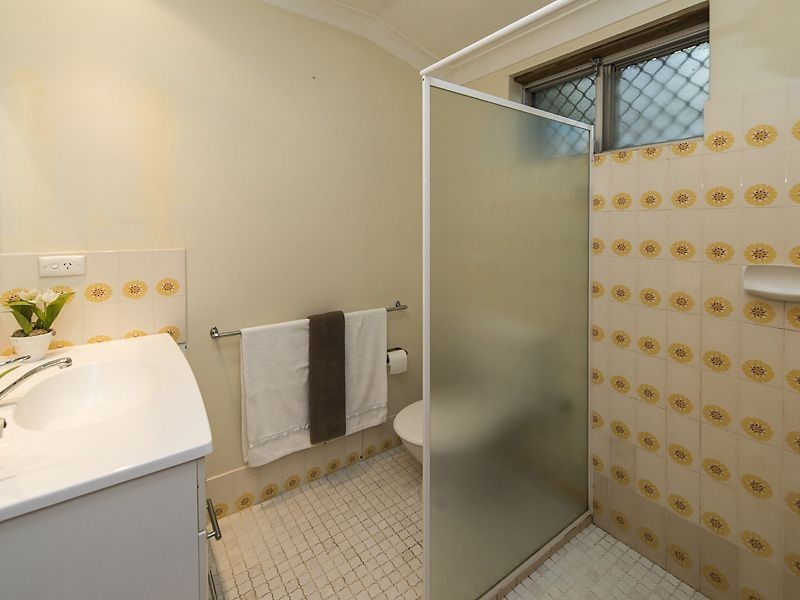 11 Alexander Close, Lesmurdie WA 6076