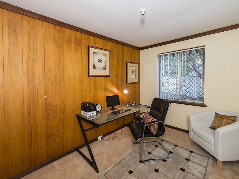 11 Alexander Close, Lesmurdie WA 6076