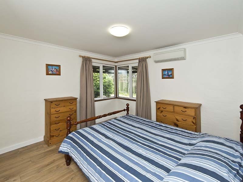 495 Flora Road, Hovea WA 6071