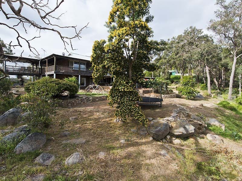 495 Flora Road, Hovea WA 6071
