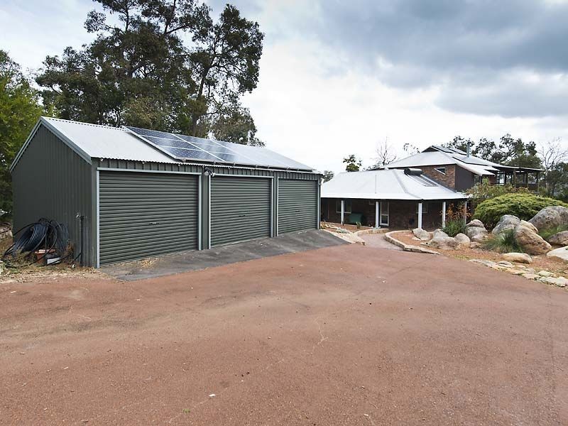 495 Flora Road, Hovea WA 6071