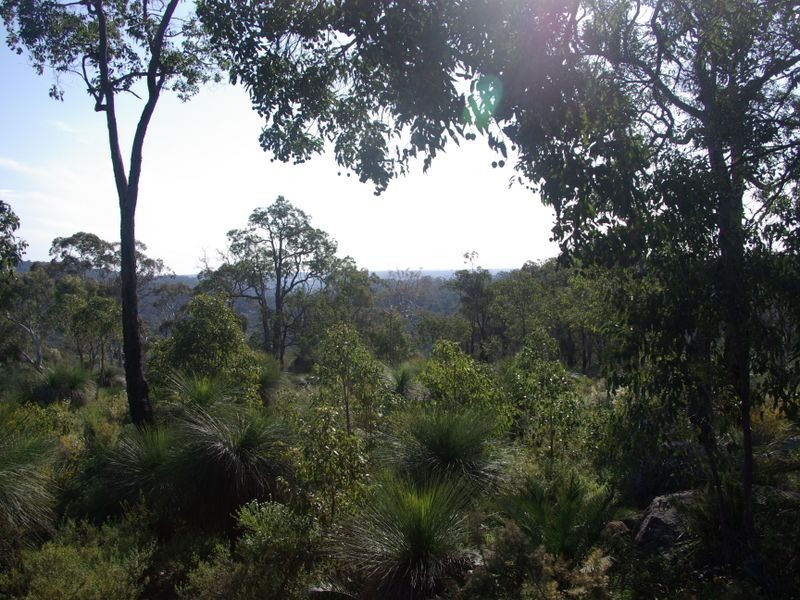 495 Flora Road, Hovea WA 6071