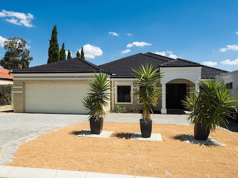 15 Hybanthus Avenue, High Wycombe WA 6057