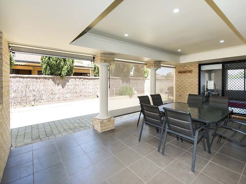 15 Hybanthus Avenue, High Wycombe WA 6057