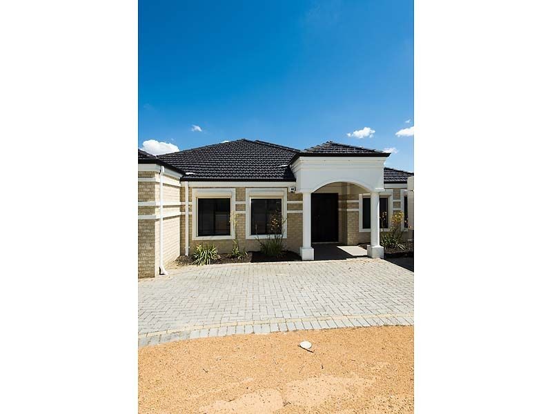 15 Hybanthus Avenue, High Wycombe WA 6057