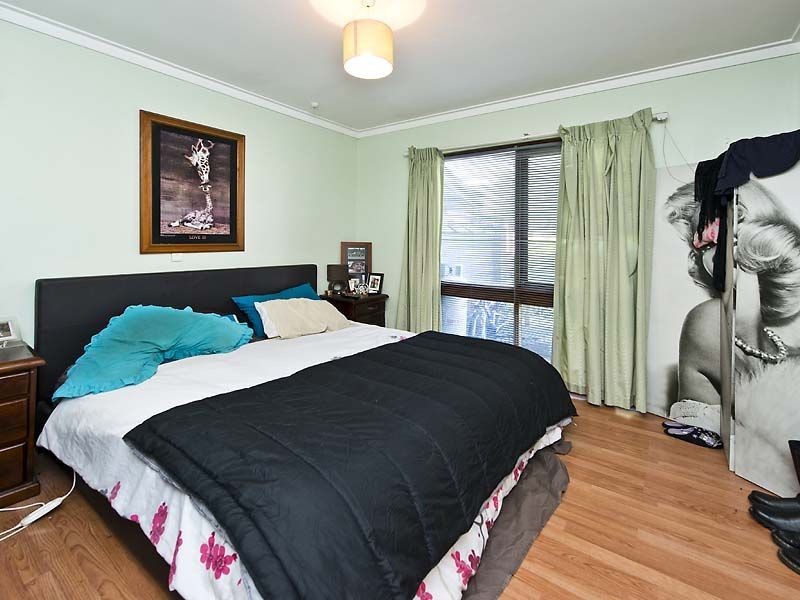 7 Glyde Road, Lesmurdie WA 6076