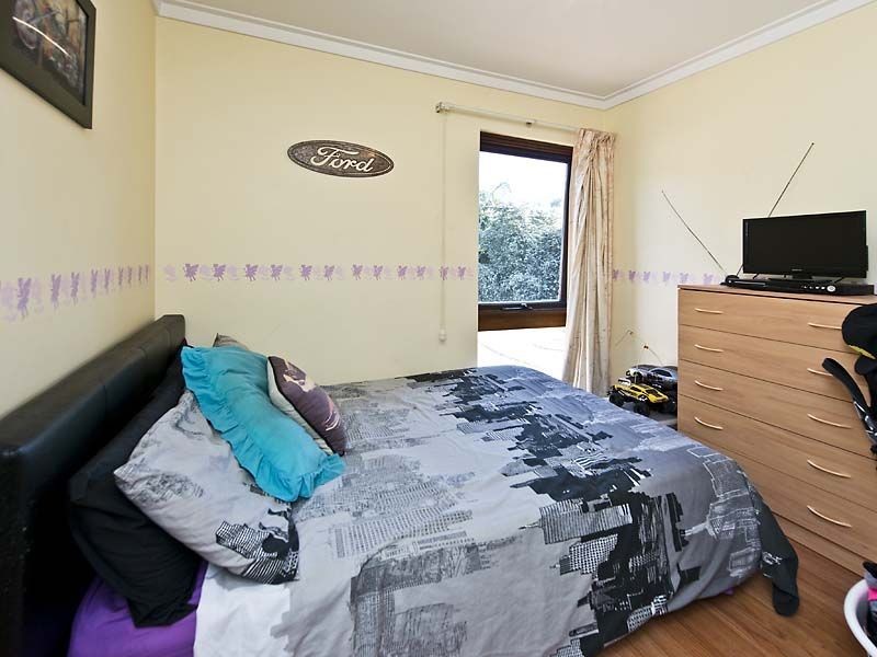 7 Glyde Road, Lesmurdie WA 6076